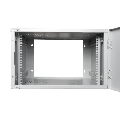 Настенный шкаф 19", 9U, с металлической дверцей